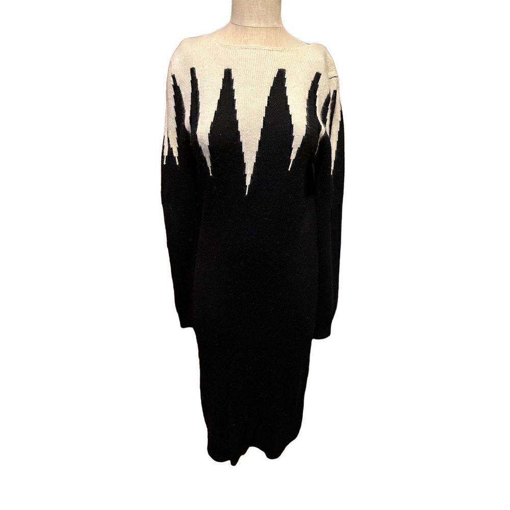 Vintage Women’s Black and White Midi Sweater Dress Shoulder Pads Size Small